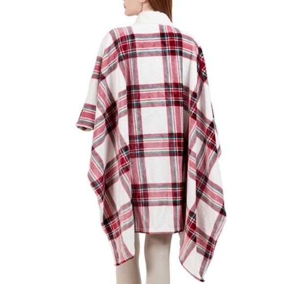 Red Green Plaid Plush Cape Coat with Deep Pockets NEW ! - Picture 4 of 11